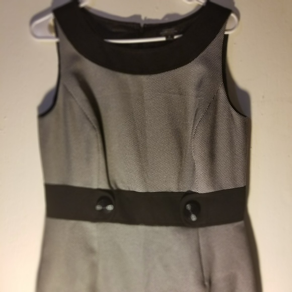 Tahari Arthur S Levine S 8 Black And White Dress - Picture 1 of 8
